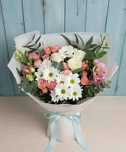 Букет цветов из:  Розы, Лизиантусы и Хризантемы в Советском