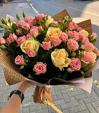 Букет цветов из:  Розы #REPLACE_PRED# Советском