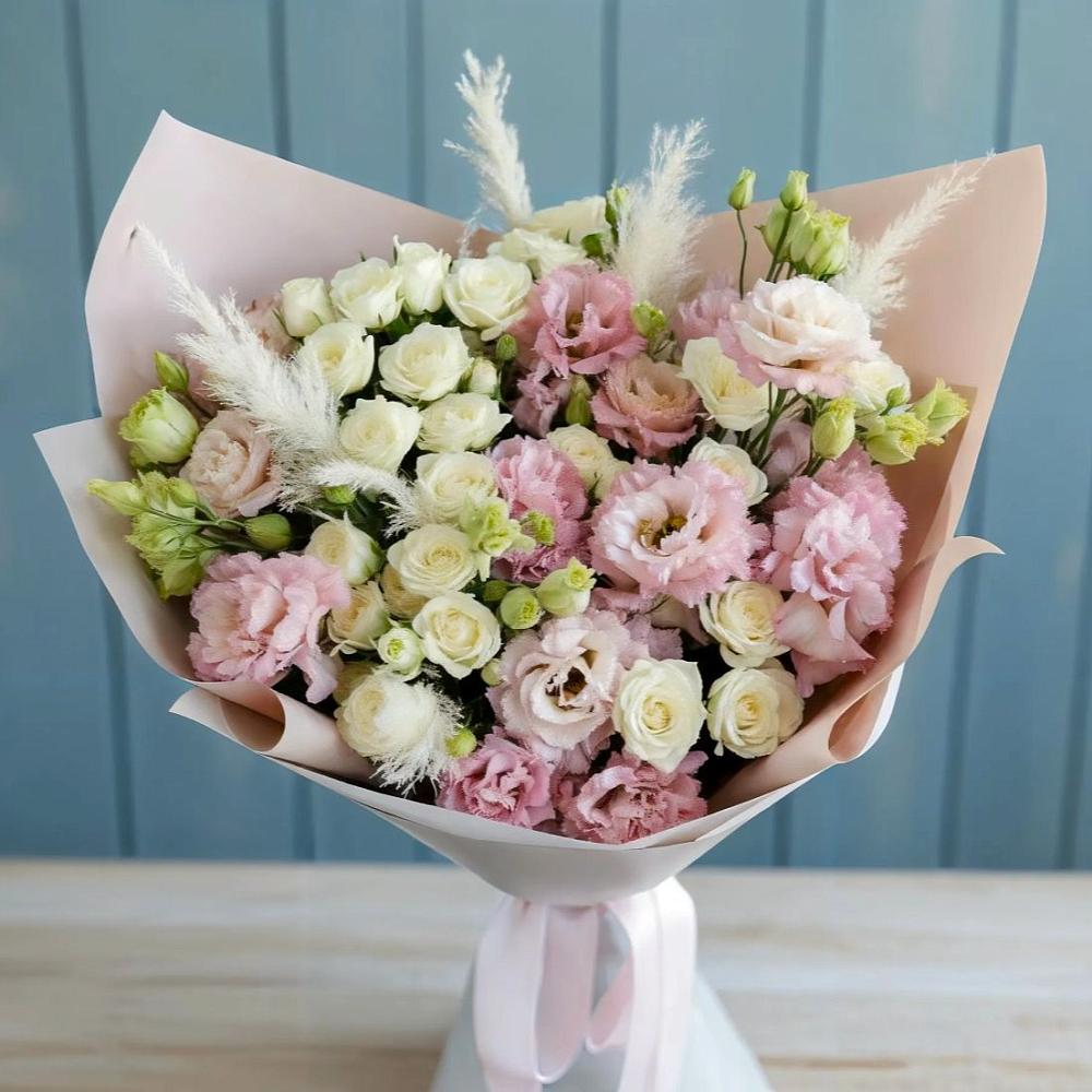 Букет цветов из: Альстромерии и Розы в Советском