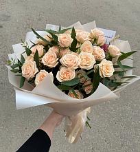 Букет Кремовые розы Латте в Советском