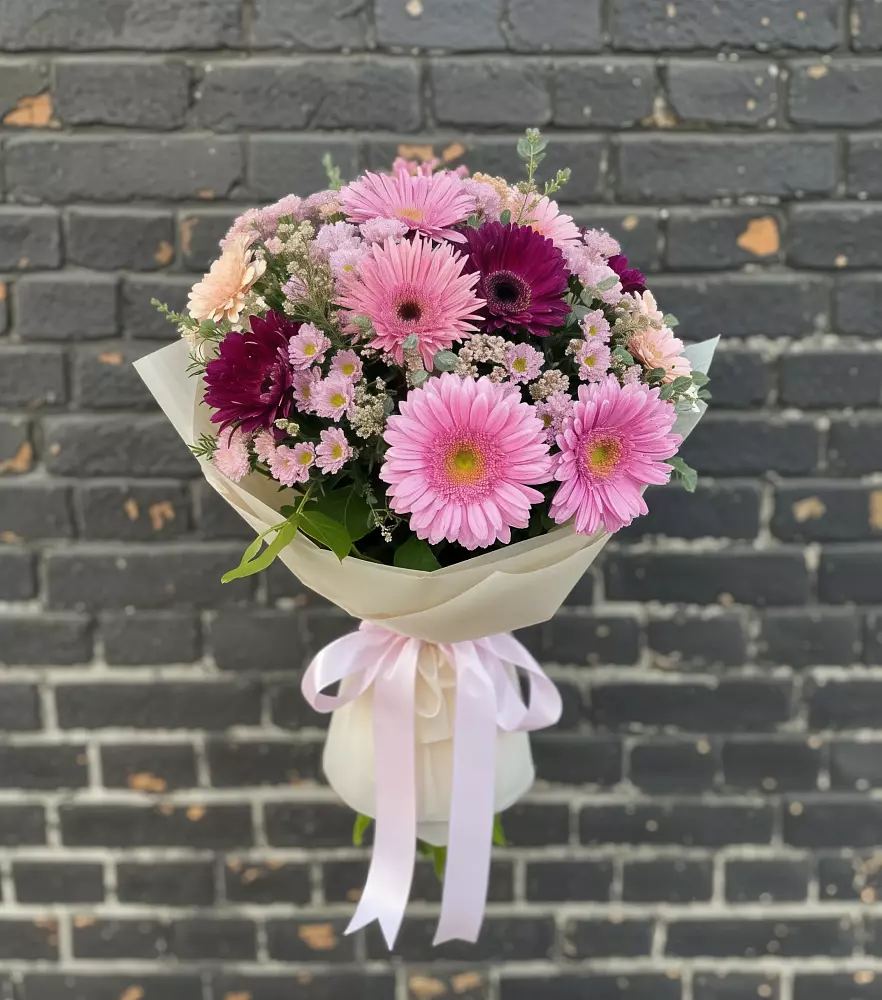 Букет цветов из: Герберы и Хризантемы в Советском