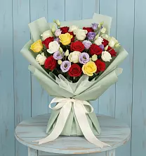 Букет цветов из:  Розы в Советском