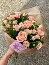 Букет цветов из:  Розы #REPLACE_PRED# Советском