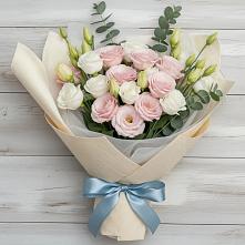 Букет цветов из:  Лизиантусы в Советском