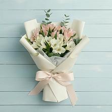 Букет цветов из:  Альстромерии в Советском