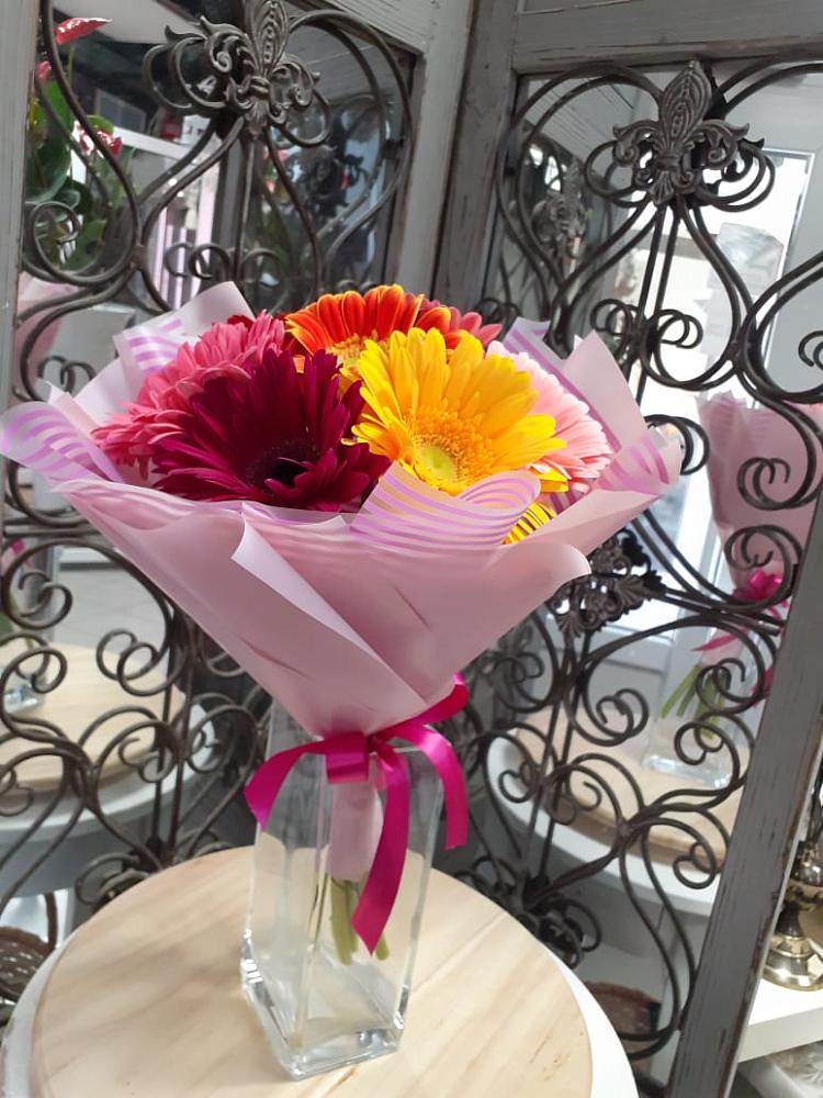 Букет цветов из: Герберы в Советском