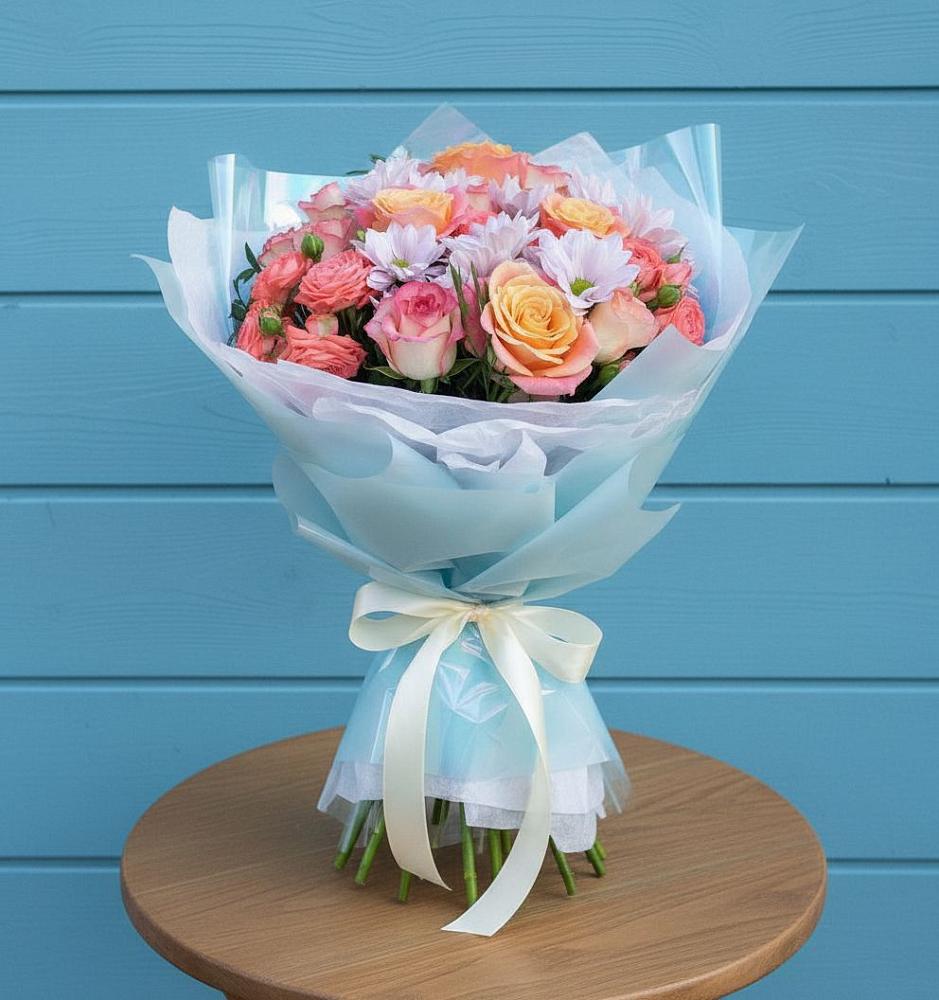 Букет цветов из: Хризантемы и Розы в Советском