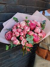 Букет цветов из:  Розы в Советском