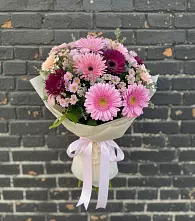 Букет цветов из:  Герберы и Хризантемы в Советском
