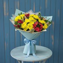 Букет цветов из:  Альстромерии и Хризантемы #REPLACE_PRED# Советском