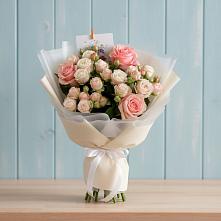 Букет цветов из:  Розы в Советском