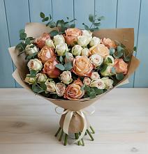 Букет цветов из:  Альстромерии и Розы #REPLACE_PRED# Советском