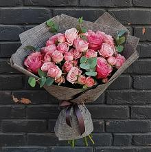 Букет цветов из:  Розы в Советском